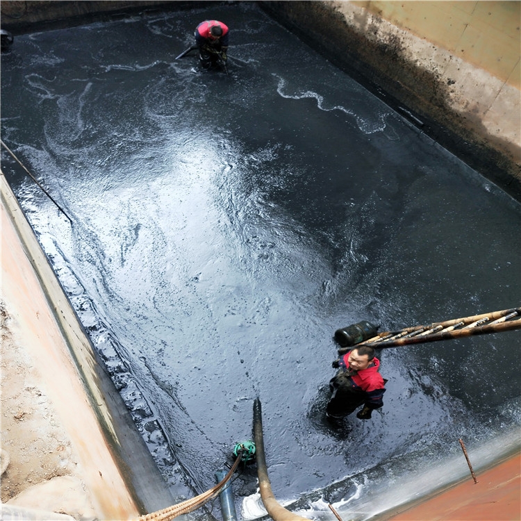 梨树废水池清理